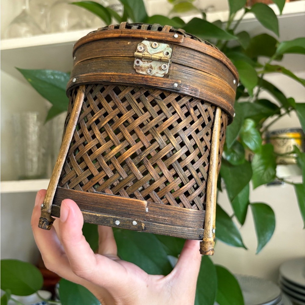 SOLD - Picture 4 of 6